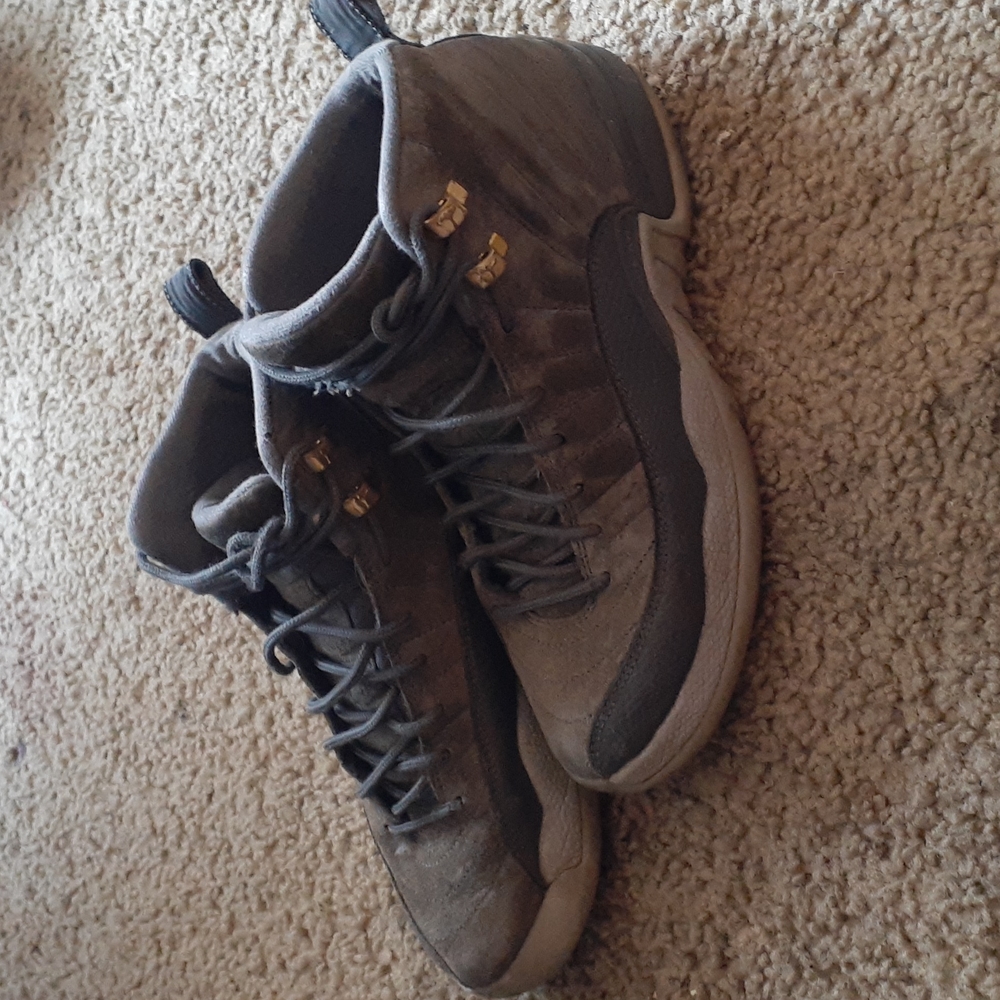 Dark Grey Air Jordan 12 Retro Size 7 Youth
